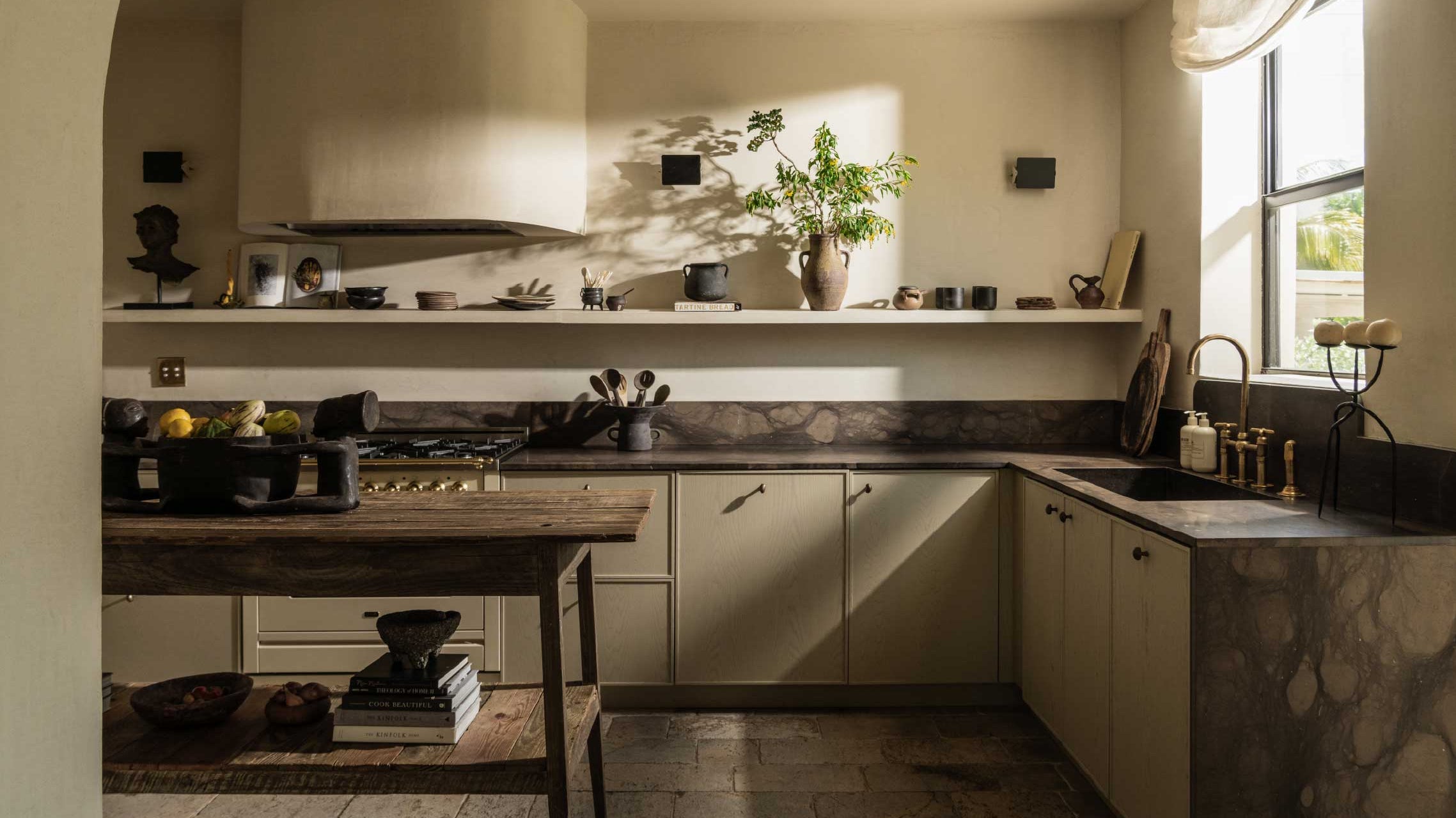 A Kitchen Well Worth The Wait - Casa Lakol, Florida, USA