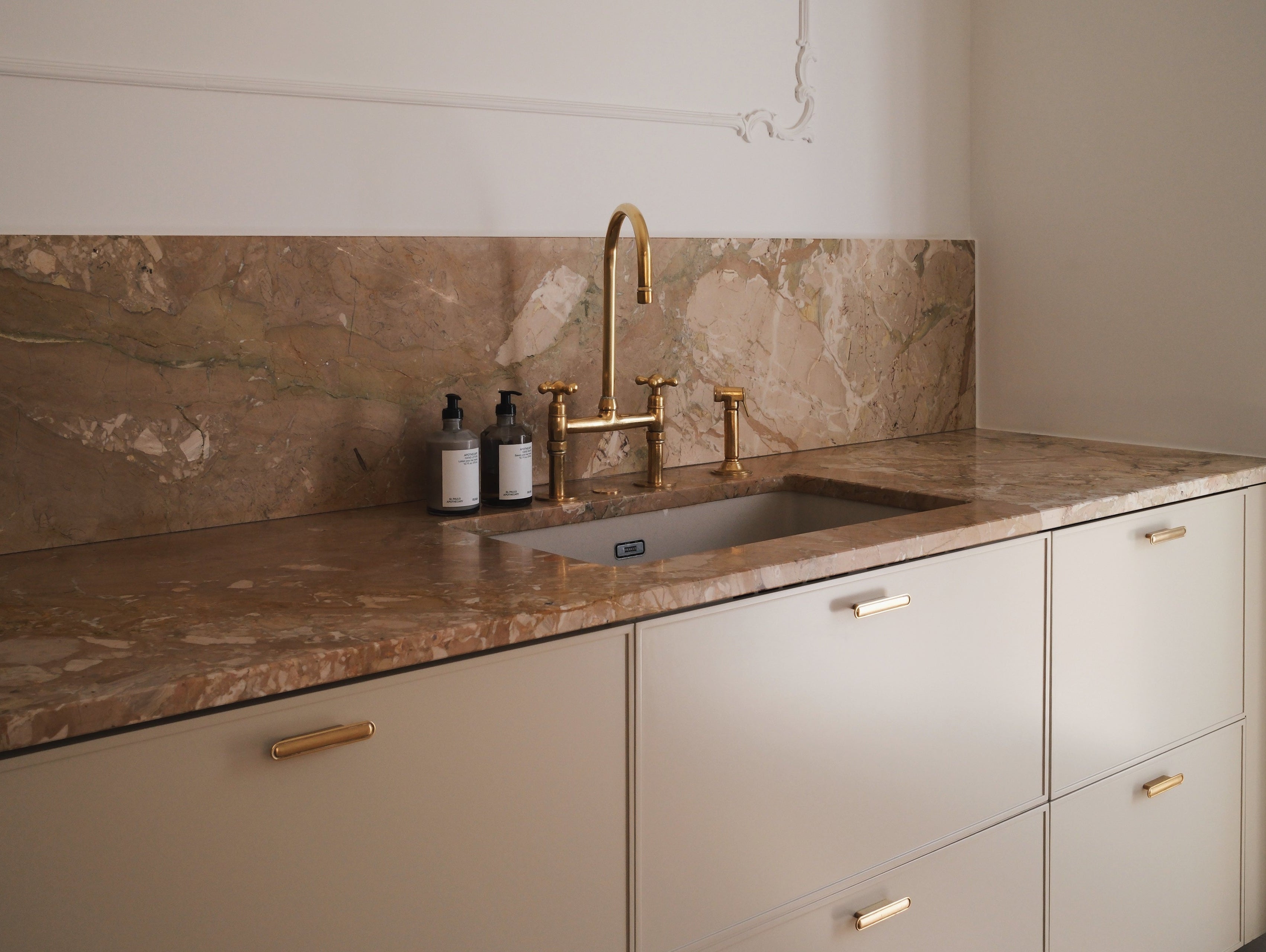 A Roman Kitchen Renovation with IKEA Cabinets and Fronteriors Fronts